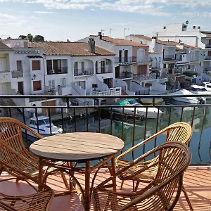 Estudi Amb Vistes Al Canal , Empuriabrava Espagne